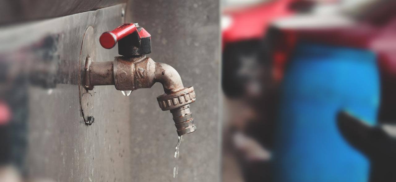 rohrbruch-wasserschaden-management